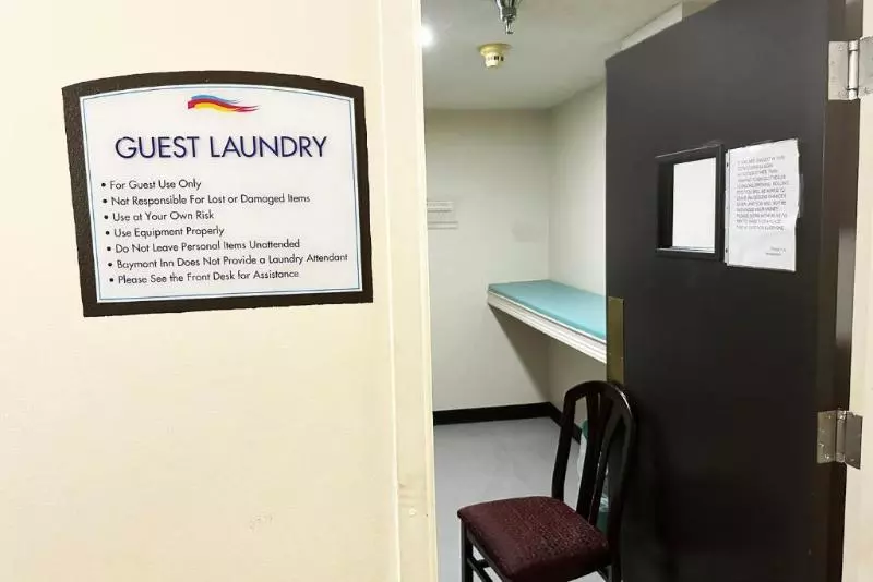 호텔 Rodeway Inn & Suites