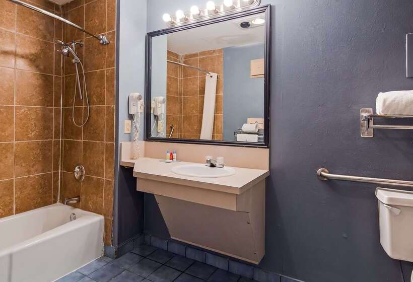 فندق Quality Inn & Suites Fayetteville I 95