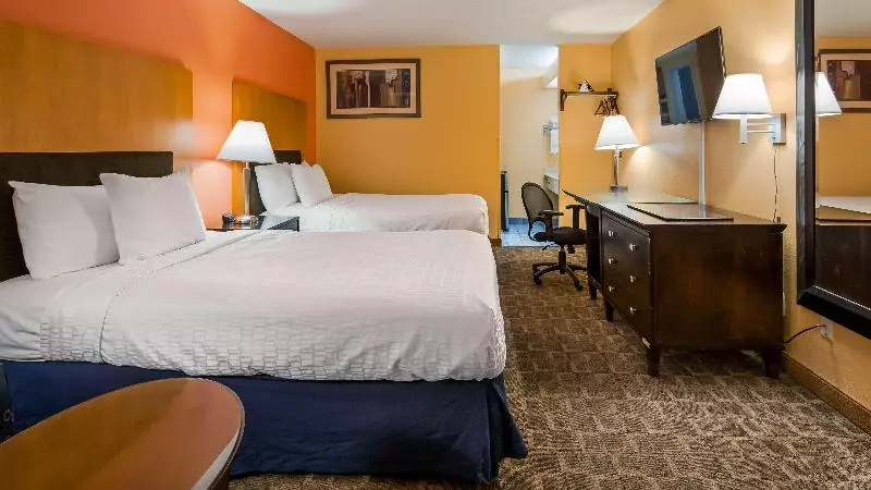 هتل Quality Inn & Suites Fayetteville I 95