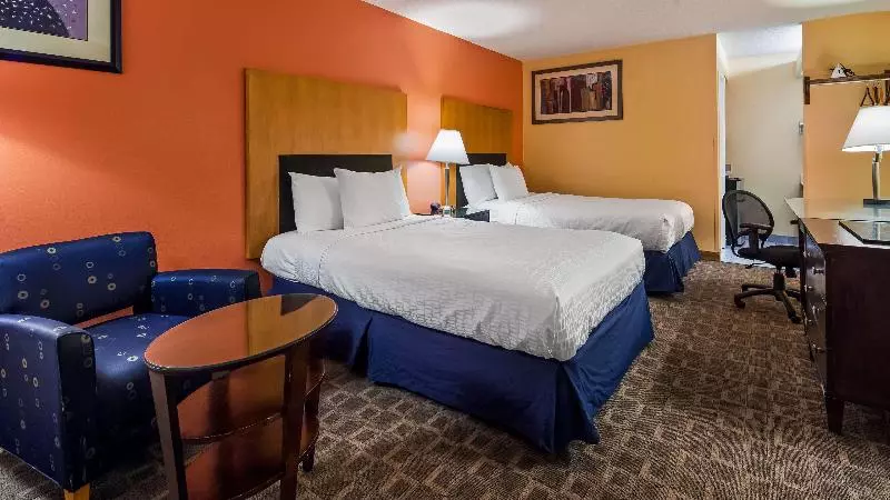 هتل Quality Inn & Suites Fayetteville I 95
