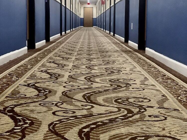 בית מלון כפרי Travelodge By Wyndham Junction City