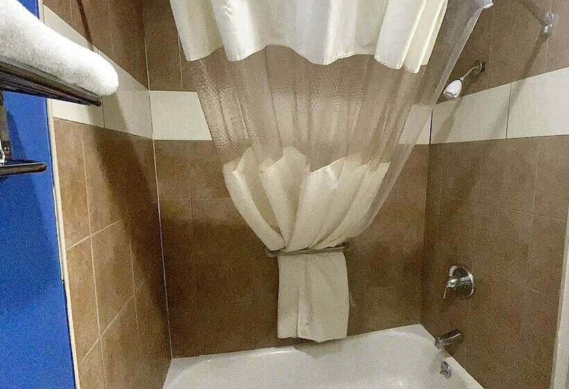 בית מלון כפרי Travelodge By Wyndham Junction City