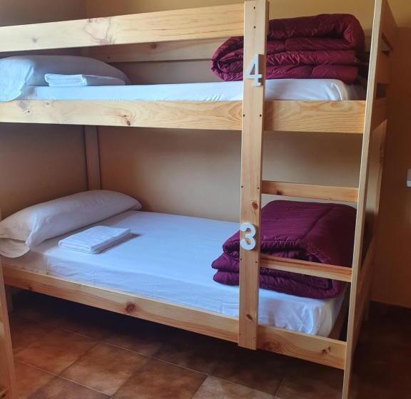 هاستل A Corticela