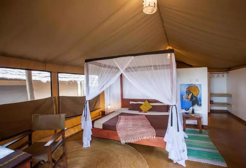 هتل Karatu Tented Lodge