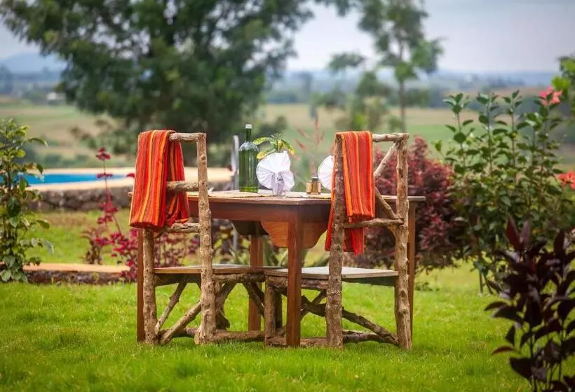 هتل Karatu Tented Lodge