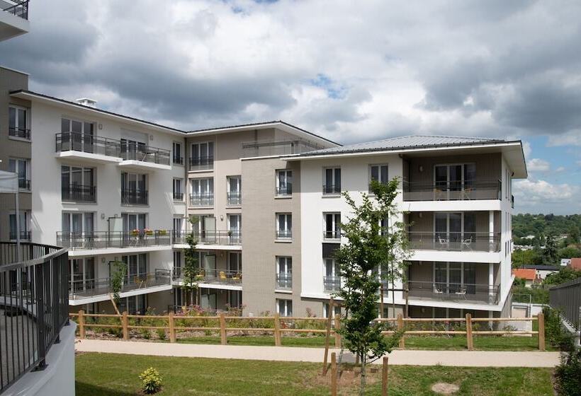 Le Moulin Des Bruyeres