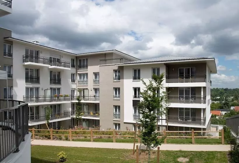 Le Moulin Des Bruyeres