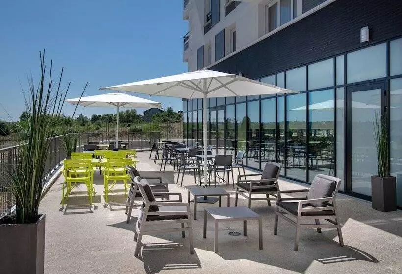 Le Moulin Des Bruyeres