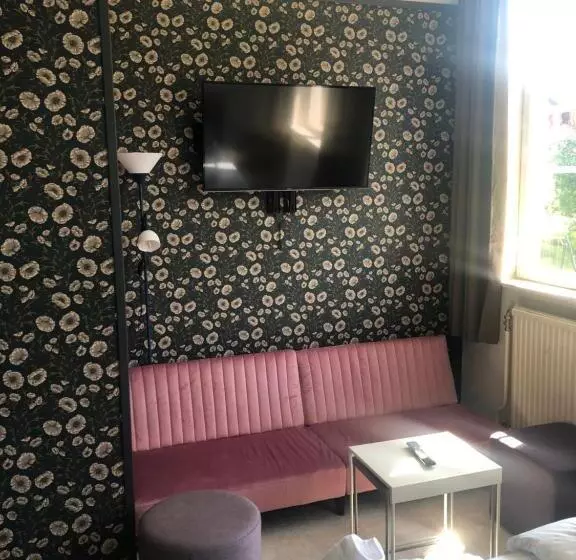 Sjugare Gård Bed & Breakfast