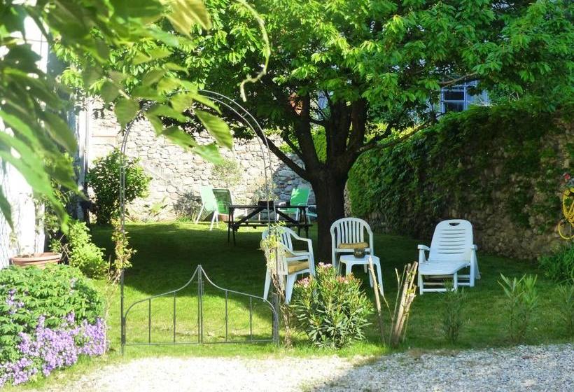 住宿加早餐 Les Glycines