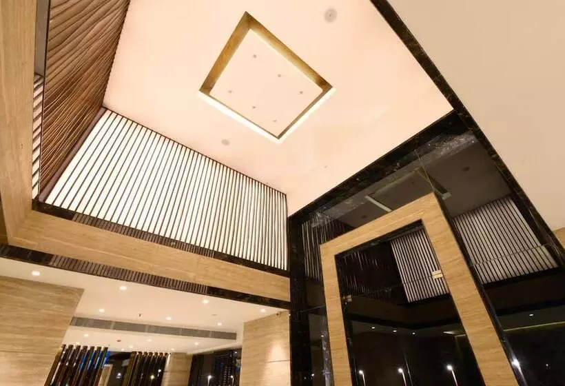 ホテル Novanta Jamshedpur