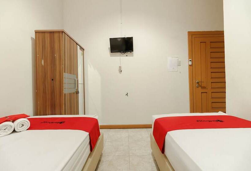 בית מלון כפרי Reddoorz Syariah Near Baiturrahman Aceh