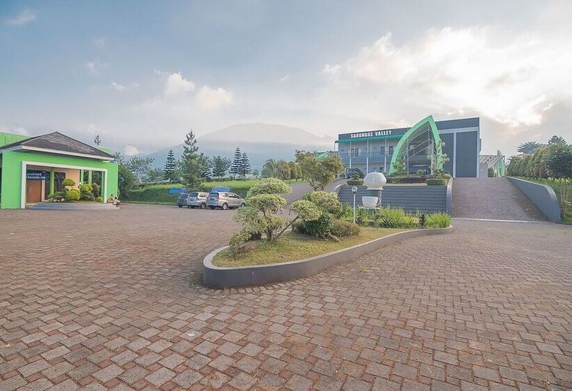 فندق Reddoorz Syariah @ Sarongge Cianjur