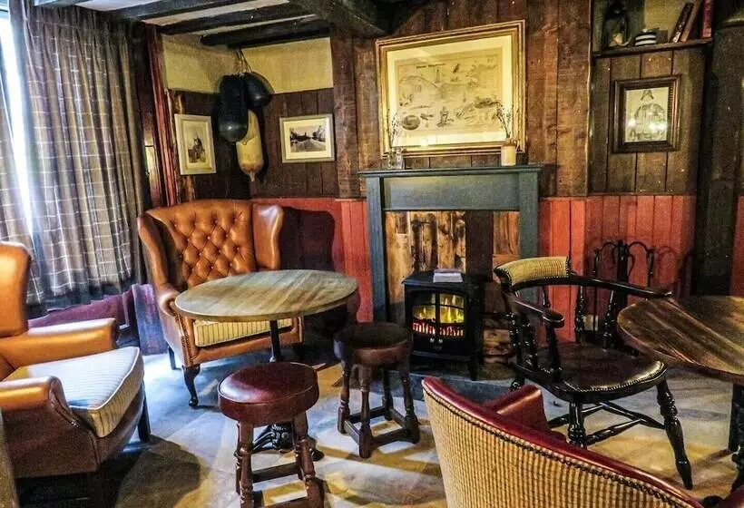 هتل The Spice Ship