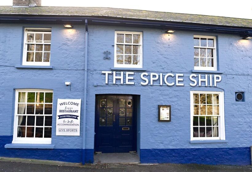 فندق The Spice Ship