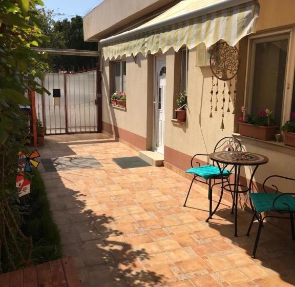 פנסיון Black Sea House Apartment Constanta