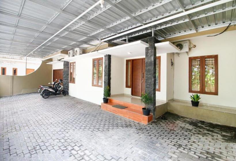 פנסיון Reddoorz @ Jalan Palagan