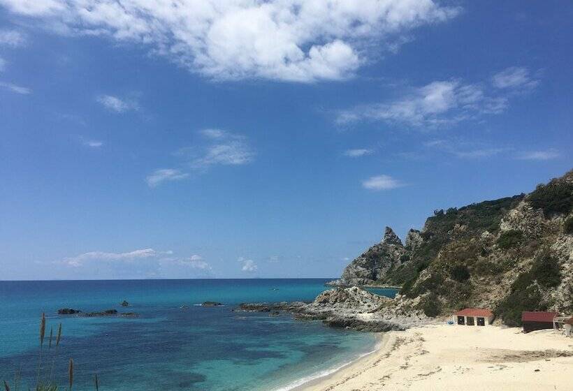 Alba Calabra Residence