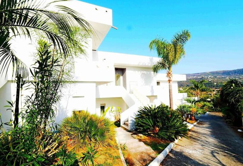 Alba Calabra Residence