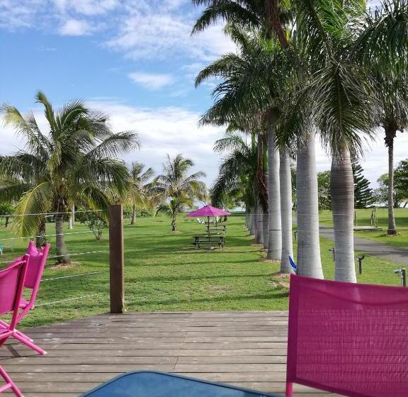 هاستل Auberge De Poé