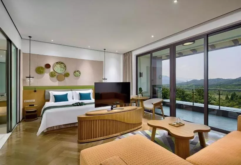 هتل Club Med Joyview Resort