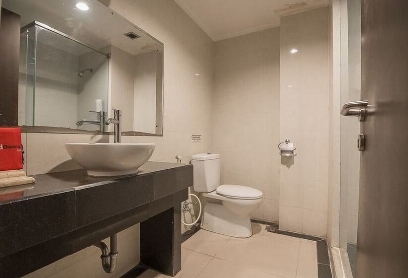 בית מלון כפרי Reddoorz Premium Syariah @ Semarang City Center