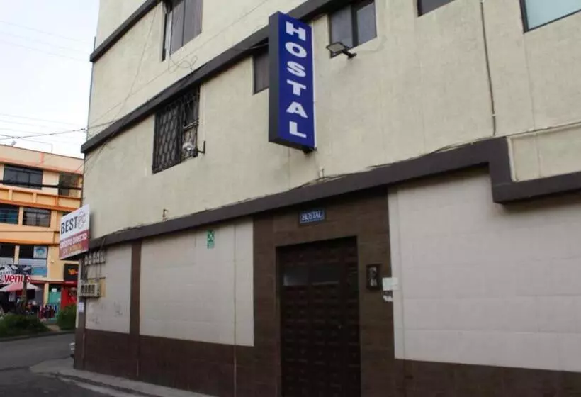 Majatalo Julius Hostal, Desde Las 14 Horas Hasta 12 Del Mediodía