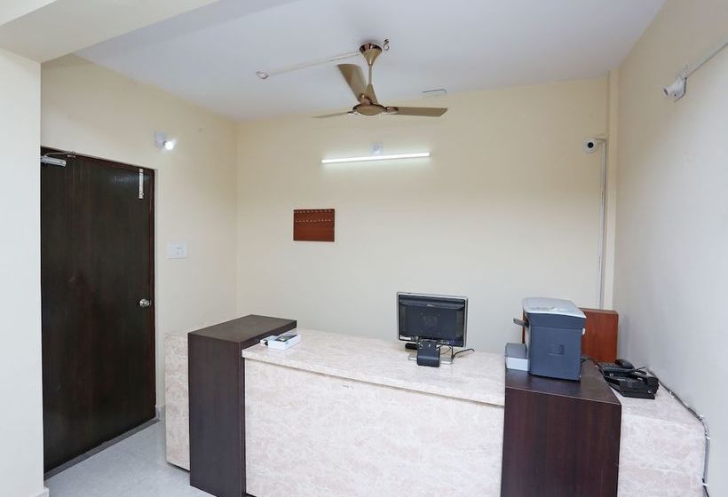 Hotel Capital O 37885 Ekamra Inn