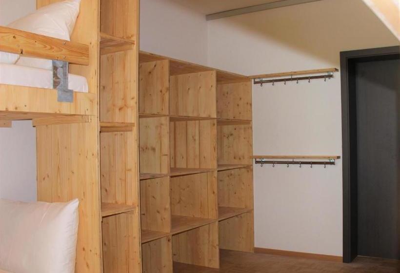 בית מלון כפרי Gadmer Lodge   Dein Zuhause In Den Bergen