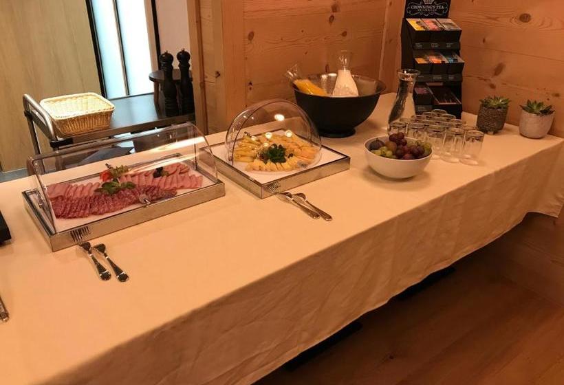 בית מלון כפרי Gadmer Lodge   Dein Zuhause In Den Bergen