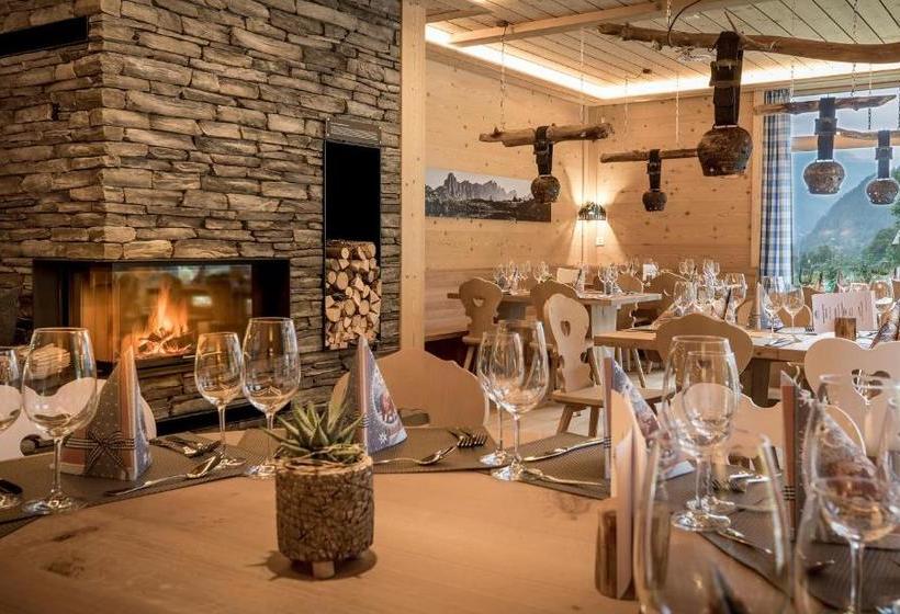 בית מלון כפרי Gadmer Lodge   Dein Zuhause In Den Bergen