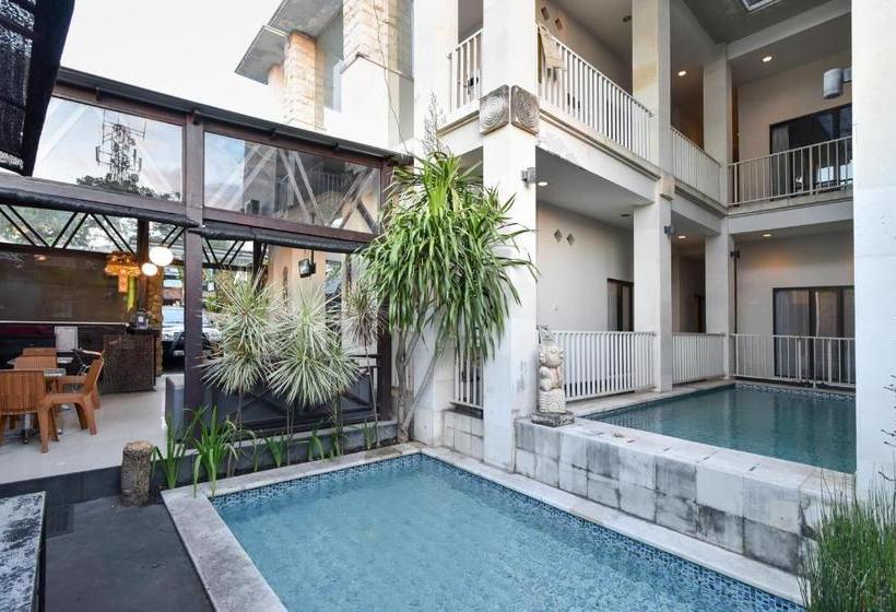 Отель Reddoorz @ Jalan Hayam Wuruk Denpasar