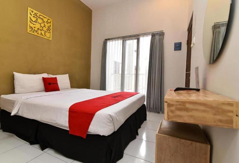 Отель Reddoorz @ Jalan Hayam Wuruk Denpasar