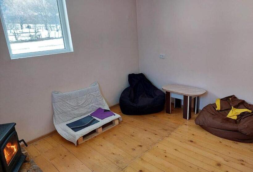 پانسیون Bombora