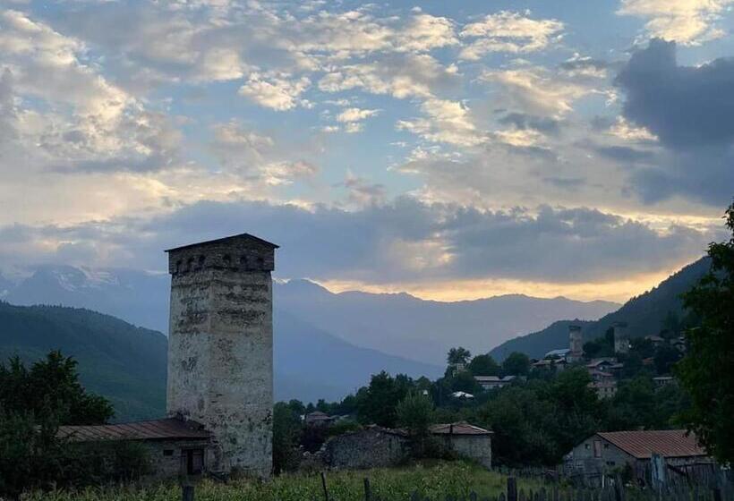 پانسیون Bombora