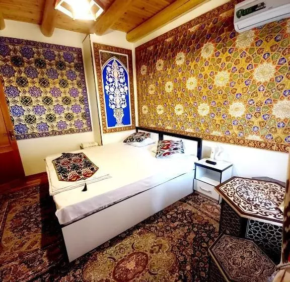 پانسیون Koh I Noor