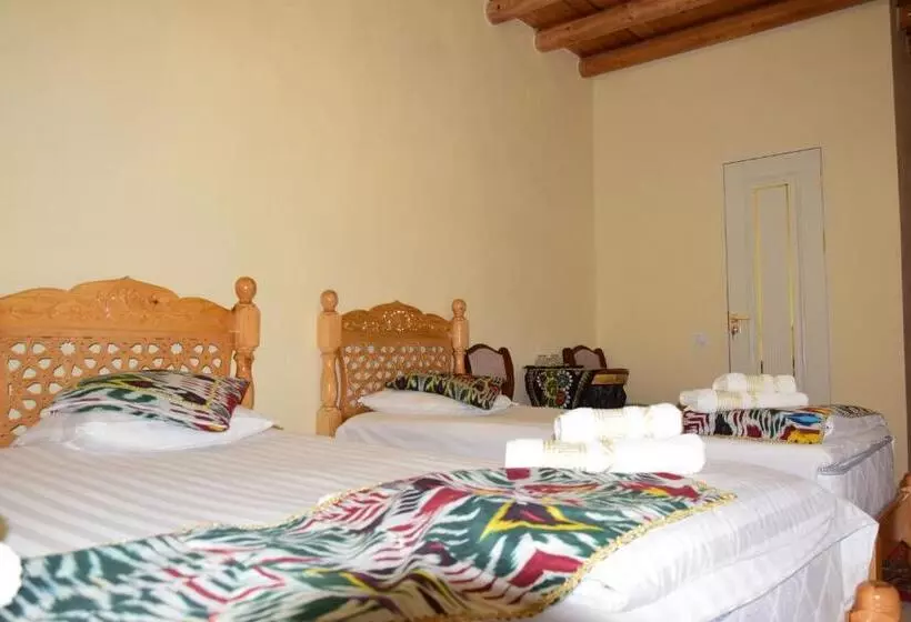 پانسیون Koh I Noor