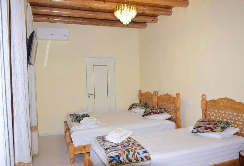 پانسیون Koh I Noor