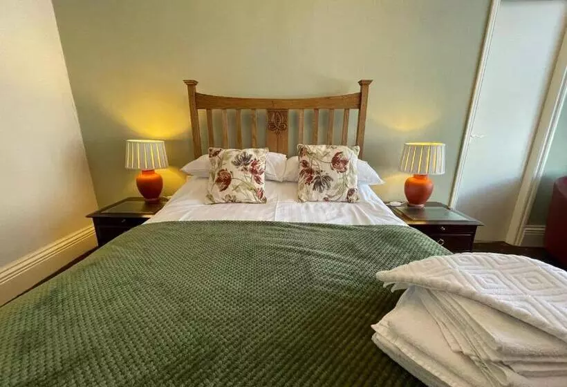 Majatalo The Captain S Lodge Accommodation