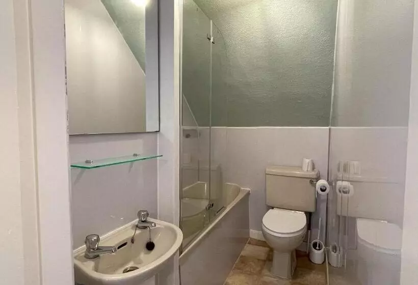 Majatalo The Captain S Lodge Accommodation