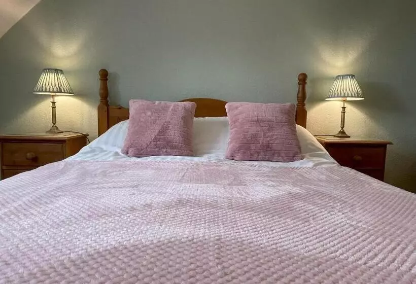 Majatalo The Captain S Lodge Accommodation