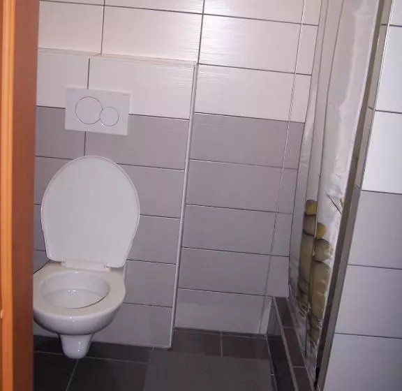 ユースホステル Mitrans