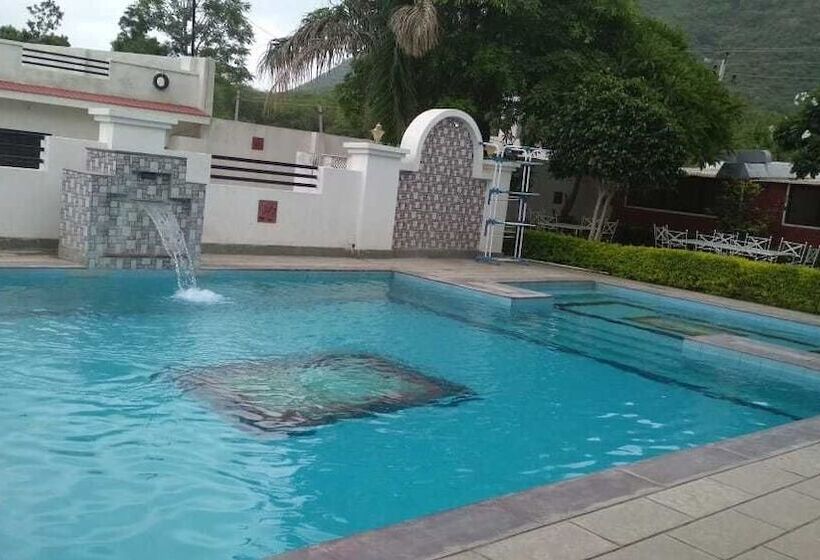 فندق Harmony Blue Udaipur