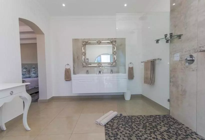 Majatalo Villa Capri Guesthouse Ballito