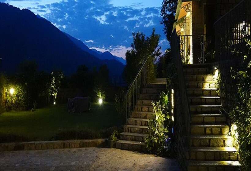 리조트 Araiya Palampur