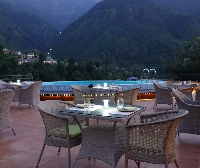 Lomakeskus Araiya Palampur