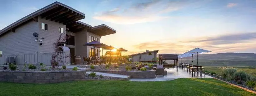 Retkeilymaja Lone Point Cellars