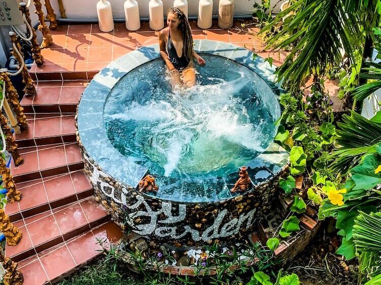 هتل Fairy Garden Villa