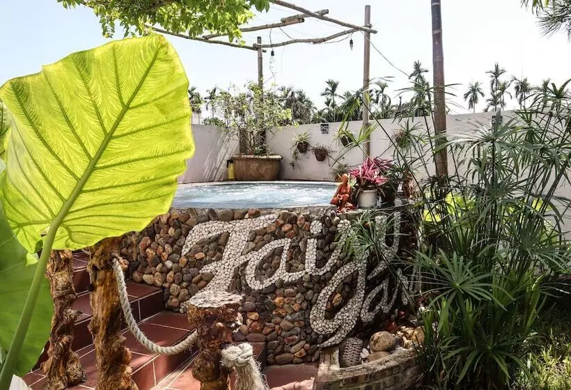 هتل Fairy Garden Villa