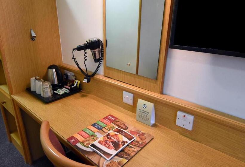 ホテル Royal Oak By Greene King Inns